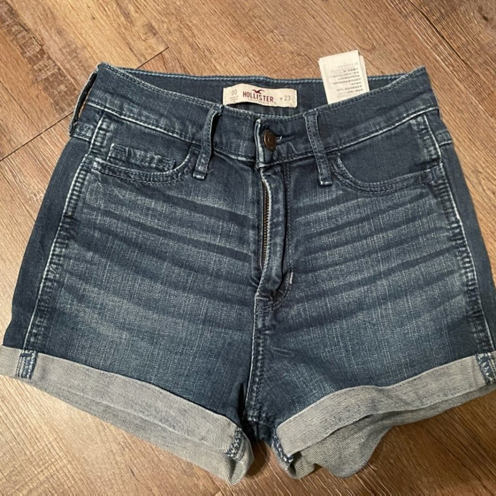 00 High Waisted Hollister Denim Shorts